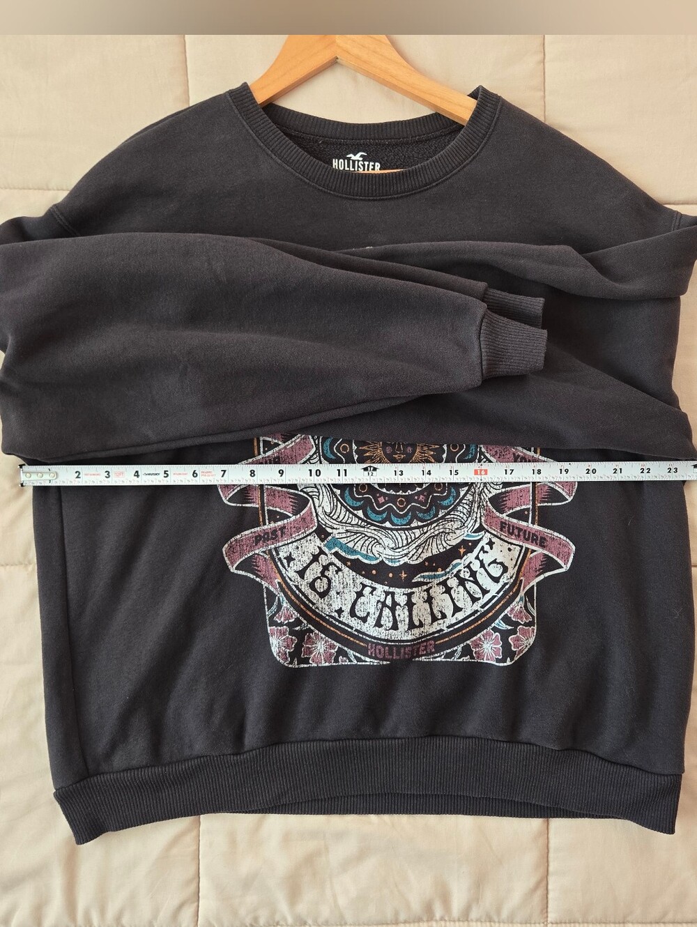 Hollister Celestial Sun Graphic Sweatshirt The Universe Is Calling L - Picture 6 of 7
